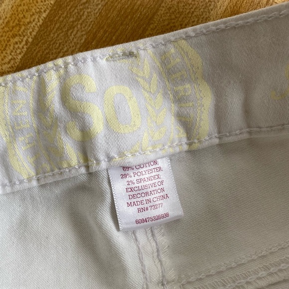 White SO Jeans Like New Kohl’s Junior Brand - Picture 5 of 7